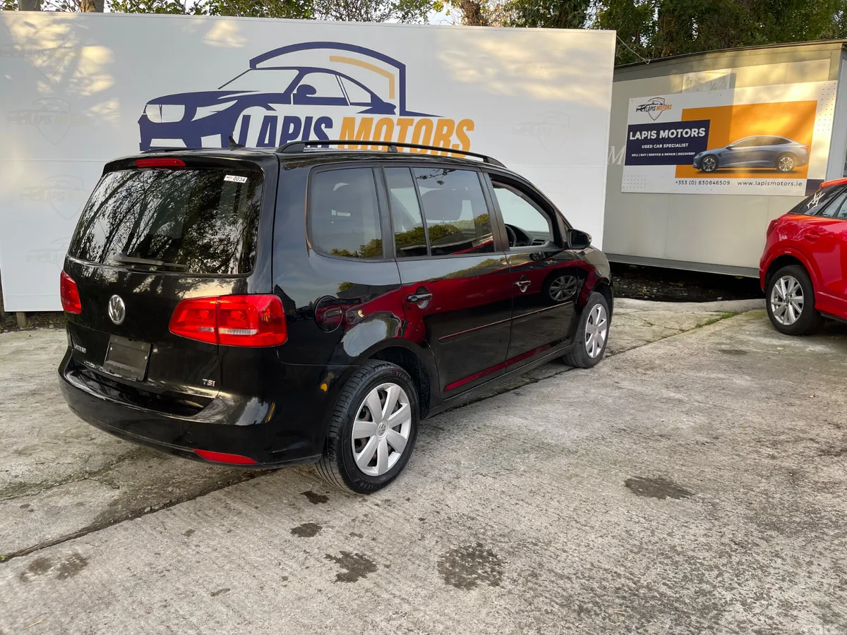 Volkswagen Touran MPV, Petrol, 2013, Black