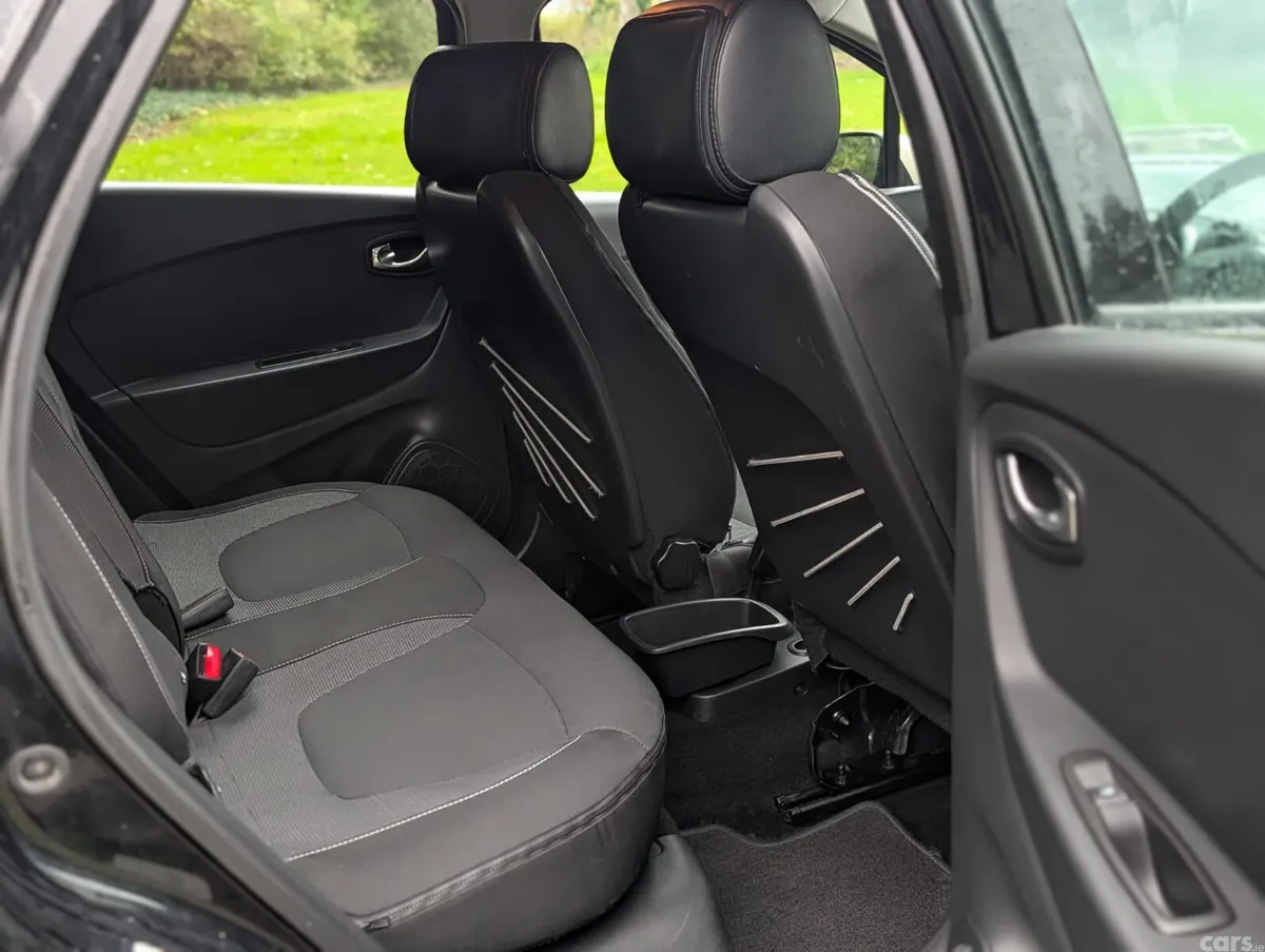 Renault Captur Hatchback, Diesel, 2016, Black