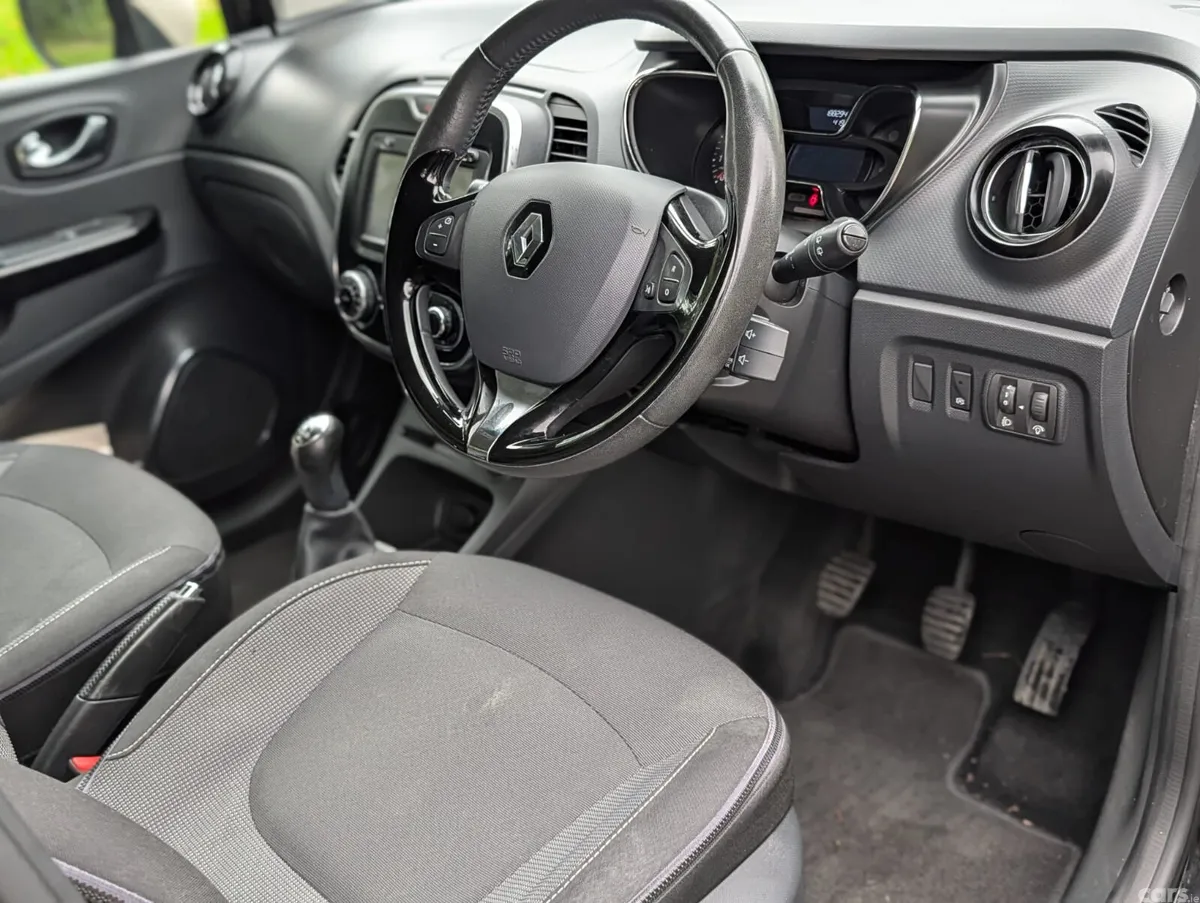 Renault Captur Hatchback, Diesel, 2016, Black