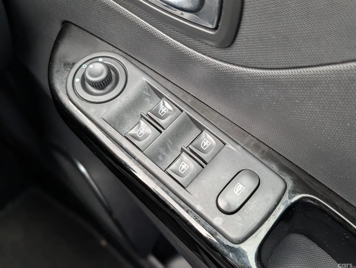 Renault Captur Hatchback, Diesel, 2016, Black