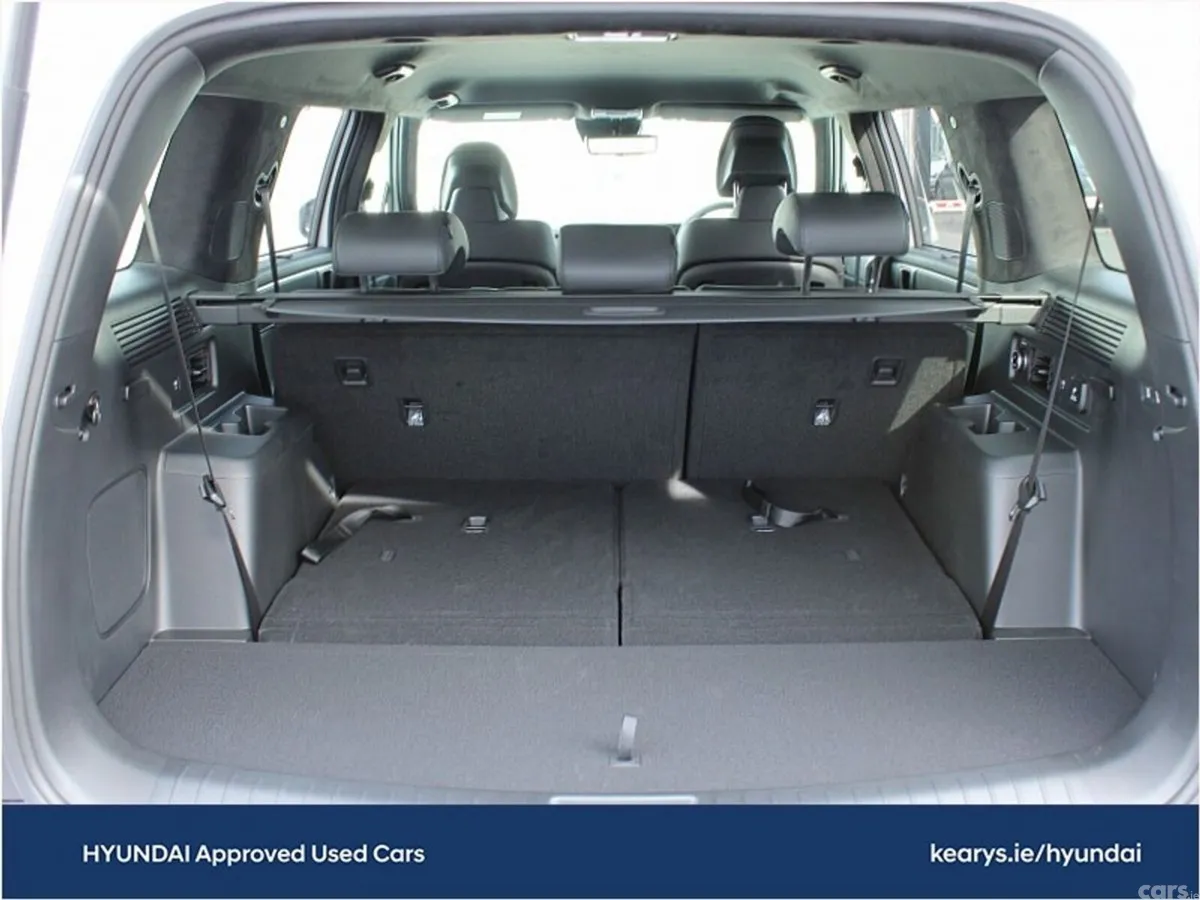 Hyundai Santa Fe SUV, Petrol Plug-in Hybrid, 2026, White