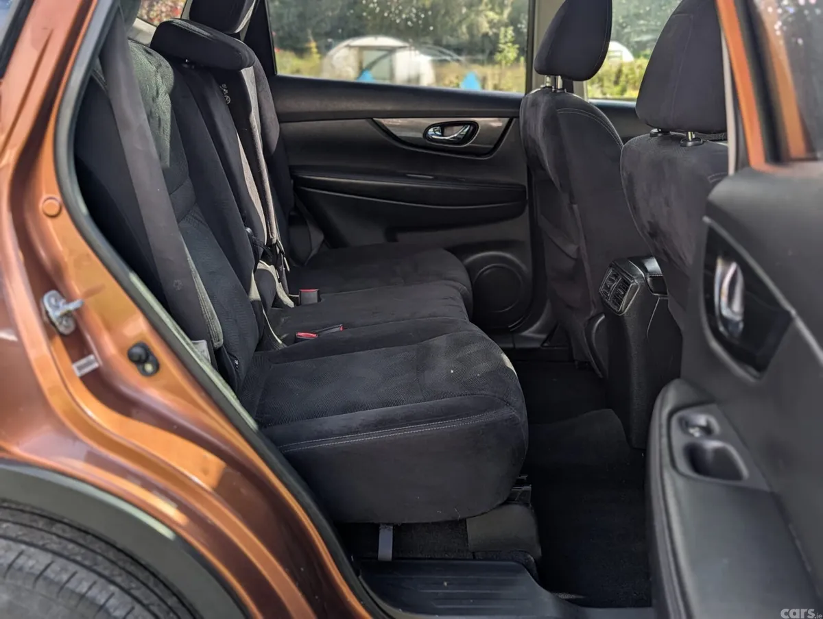 Nissan X-Trail SUV, Diesel, 2016, Orange