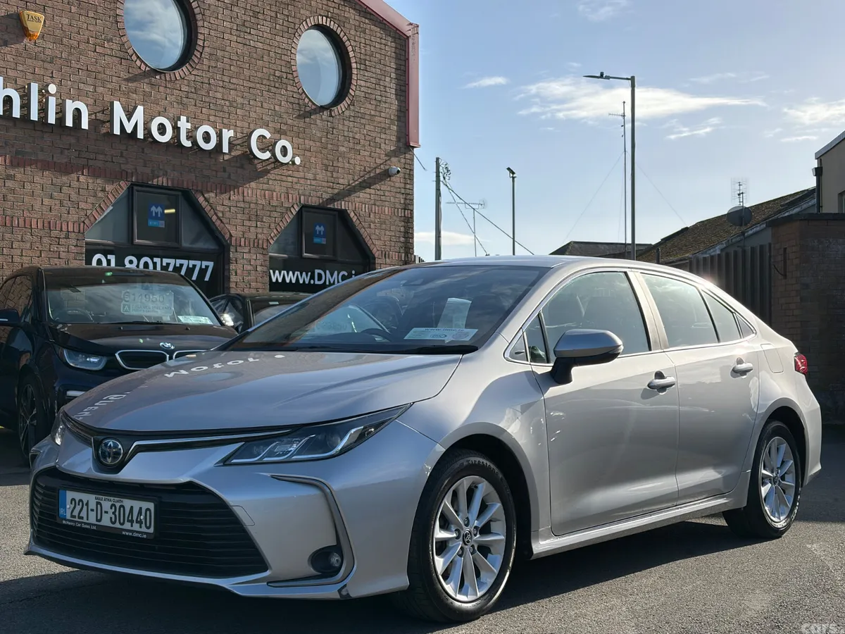 Toyota Corolla Saloon, Petrol Hybrid, 2022, Grey