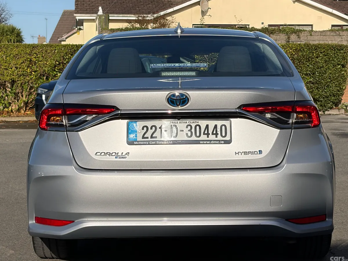 Toyota Corolla Saloon, Petrol Hybrid, 2022, Grey