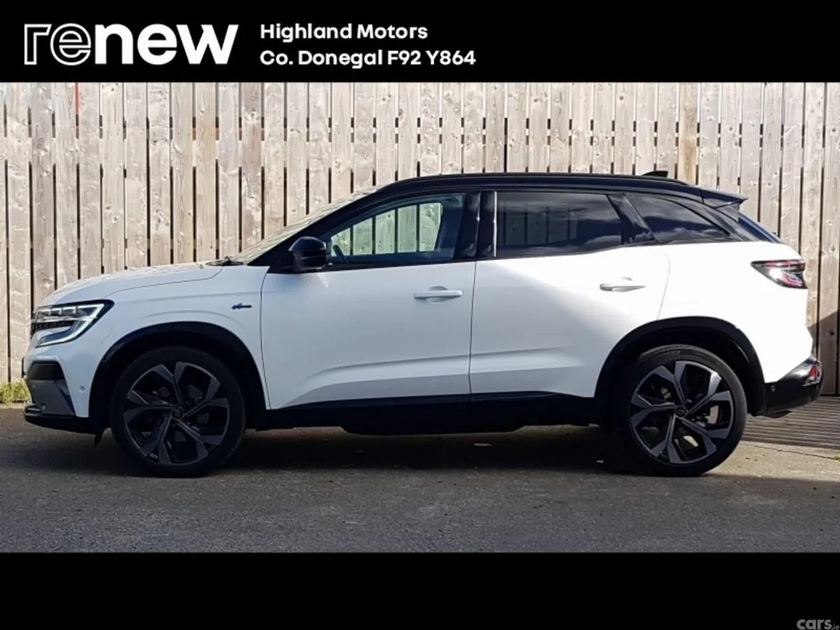 Renault Austral SUV, Petrol Hybrid, 2023, White
