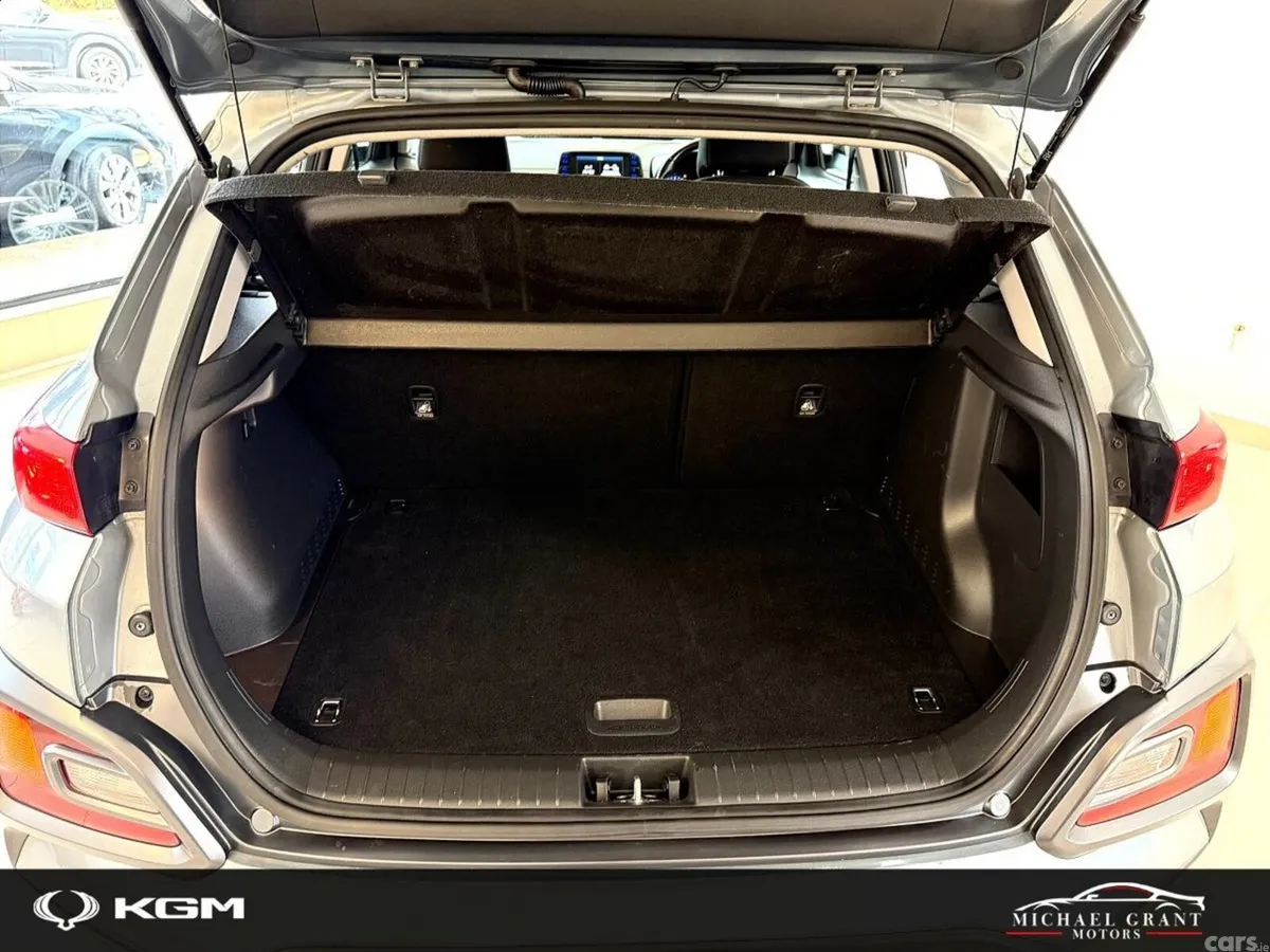 Hyundai KONA MPV, Petrol, 2019, Grey