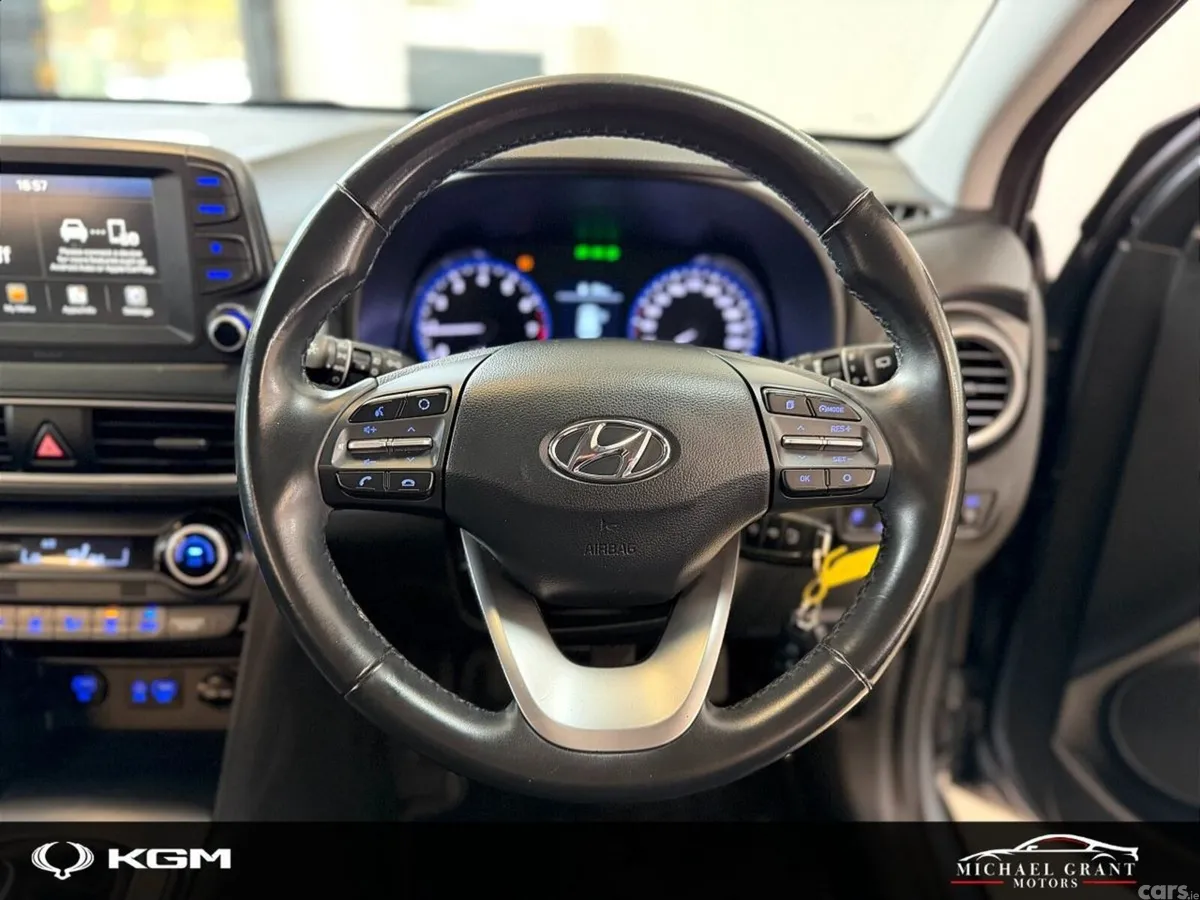 Hyundai KONA MPV, Petrol, 2019, Grey