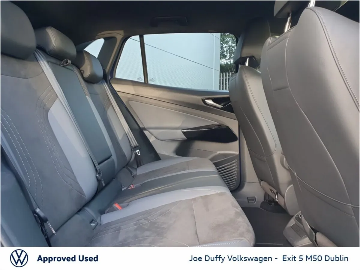 Volkswagen ID.4 Estate, Electric, 2023, Blue