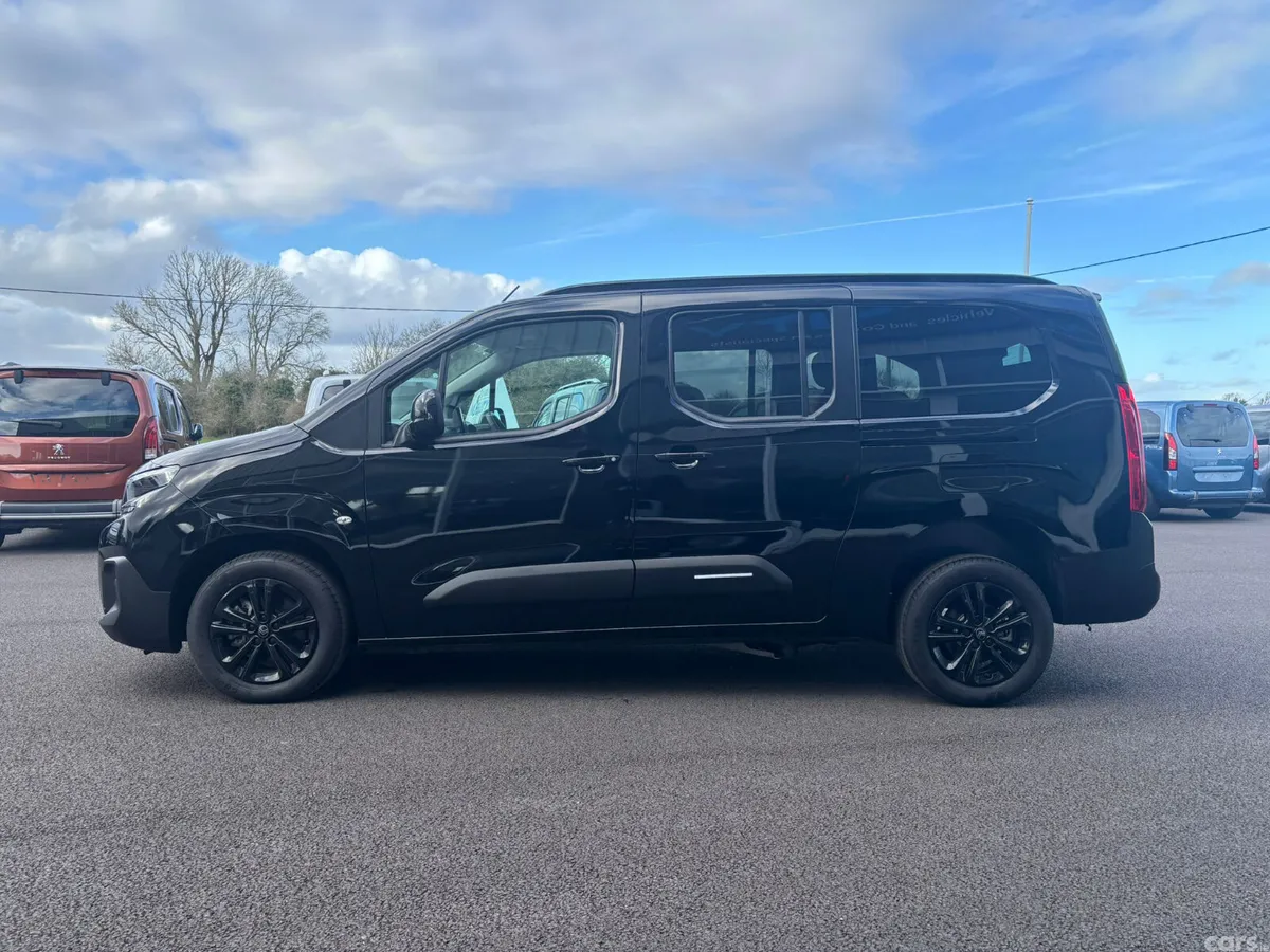 Citroen Berlingo MPV, Diesel, 2027, Grey