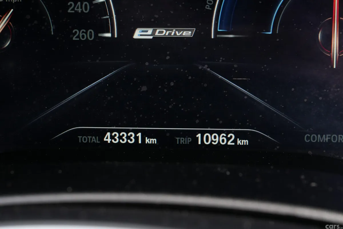 BMW 5-Series Saloon, Petrol Plug-in Hybrid, 2018, Black