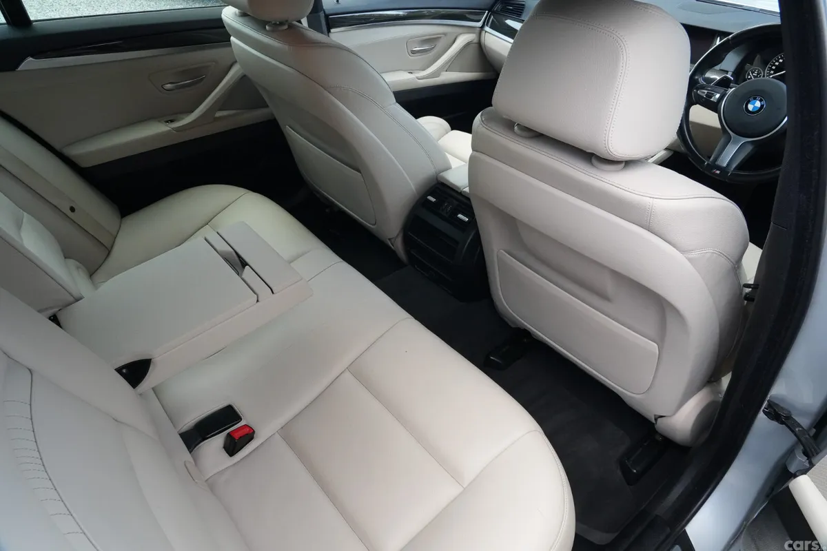 BMW 5-Series Estate, Diesel, 2016, Silver