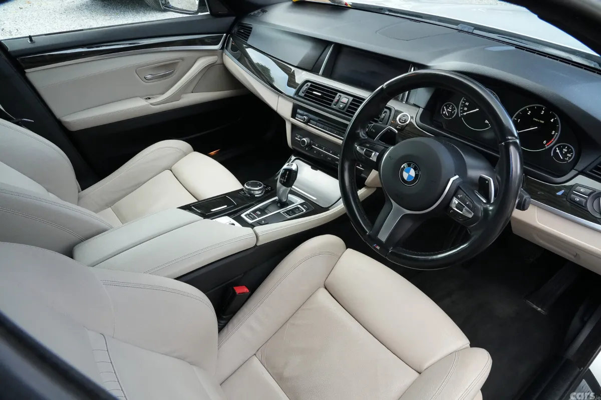 BMW 5-Series Estate, Diesel, 2016, Silver