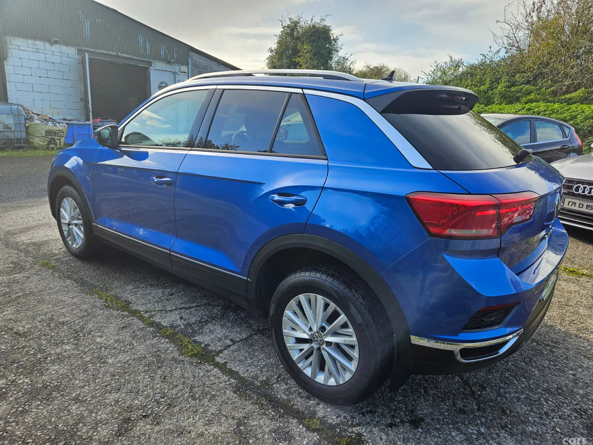 Volkswagen T-Roc SUV, Diesel, 2018, Blue