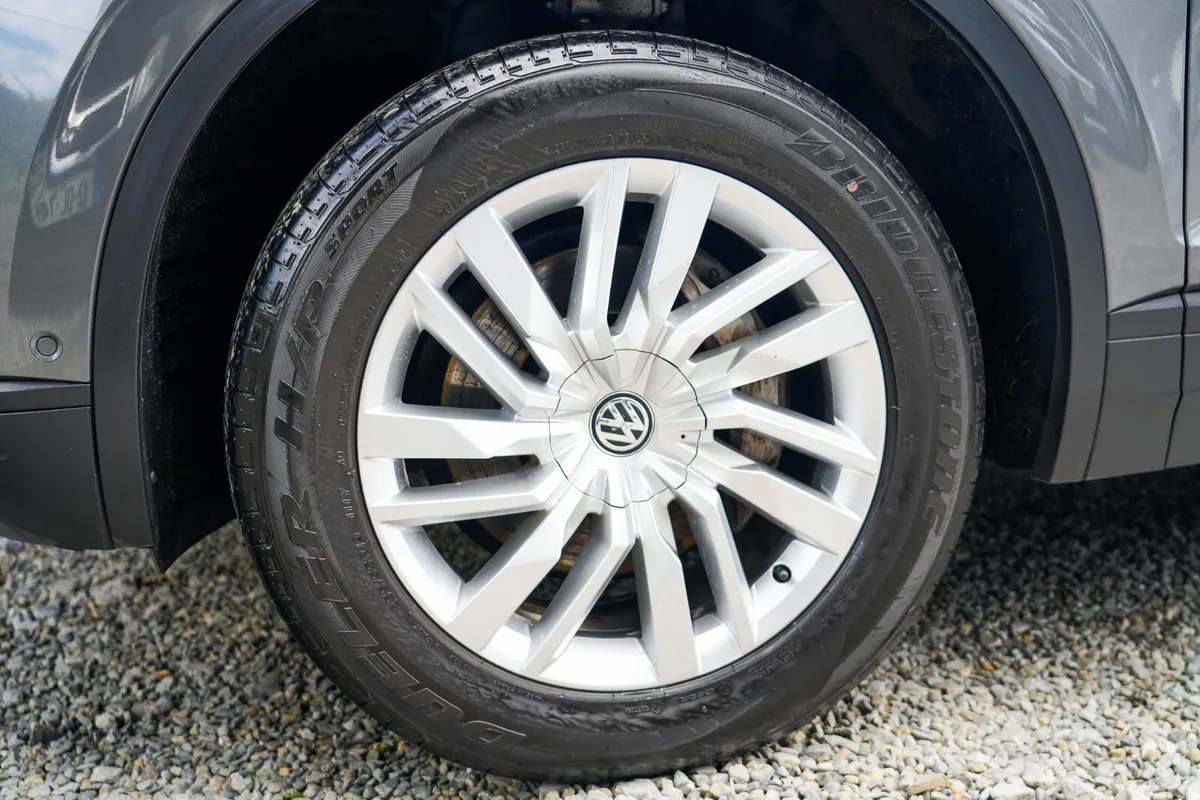 Volkswagen Touareg SUV, Diesel, 2020, Grey