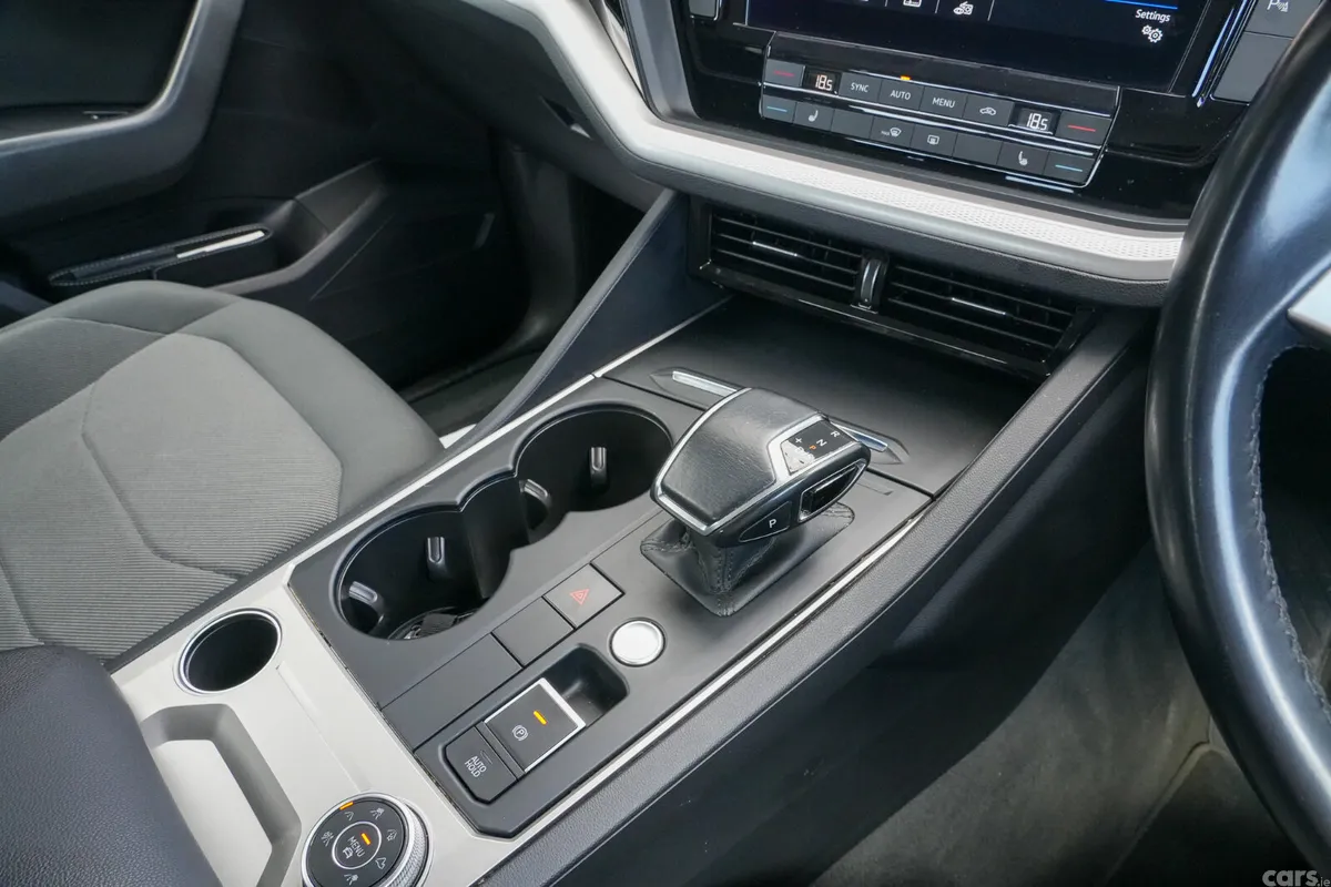 Volkswagen Touareg SUV, Diesel, 2020, Grey