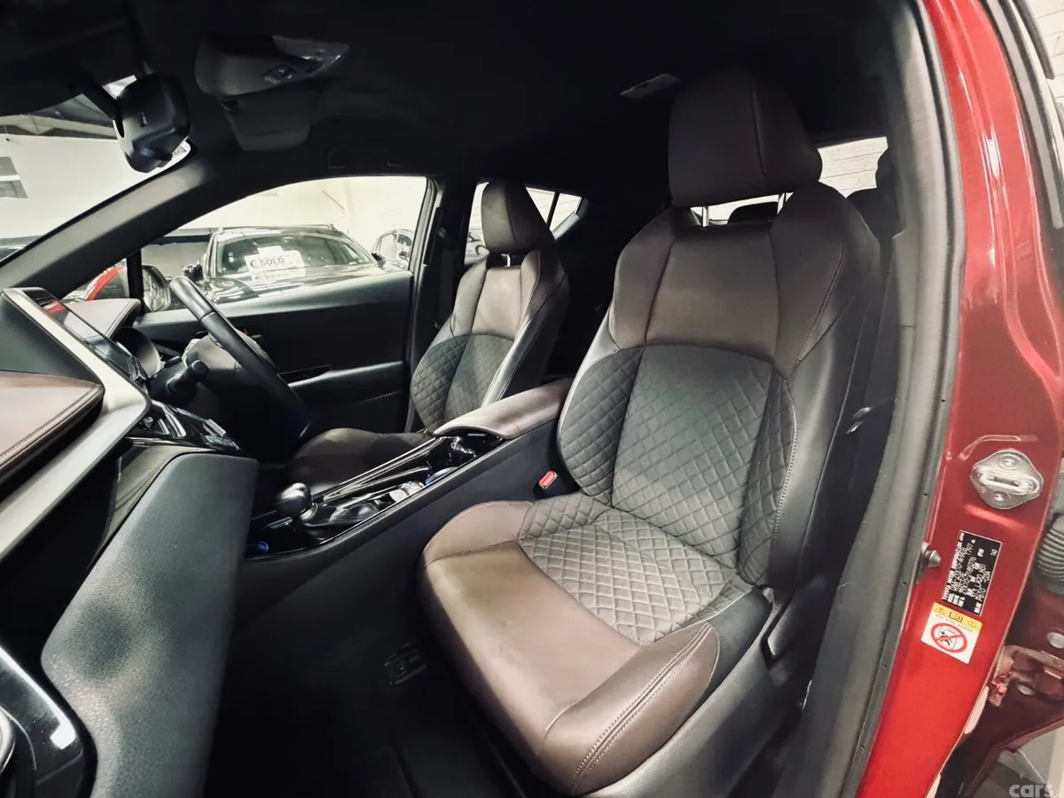Toyota C-HR SUV, Petrol Hybrid, 2019, Red