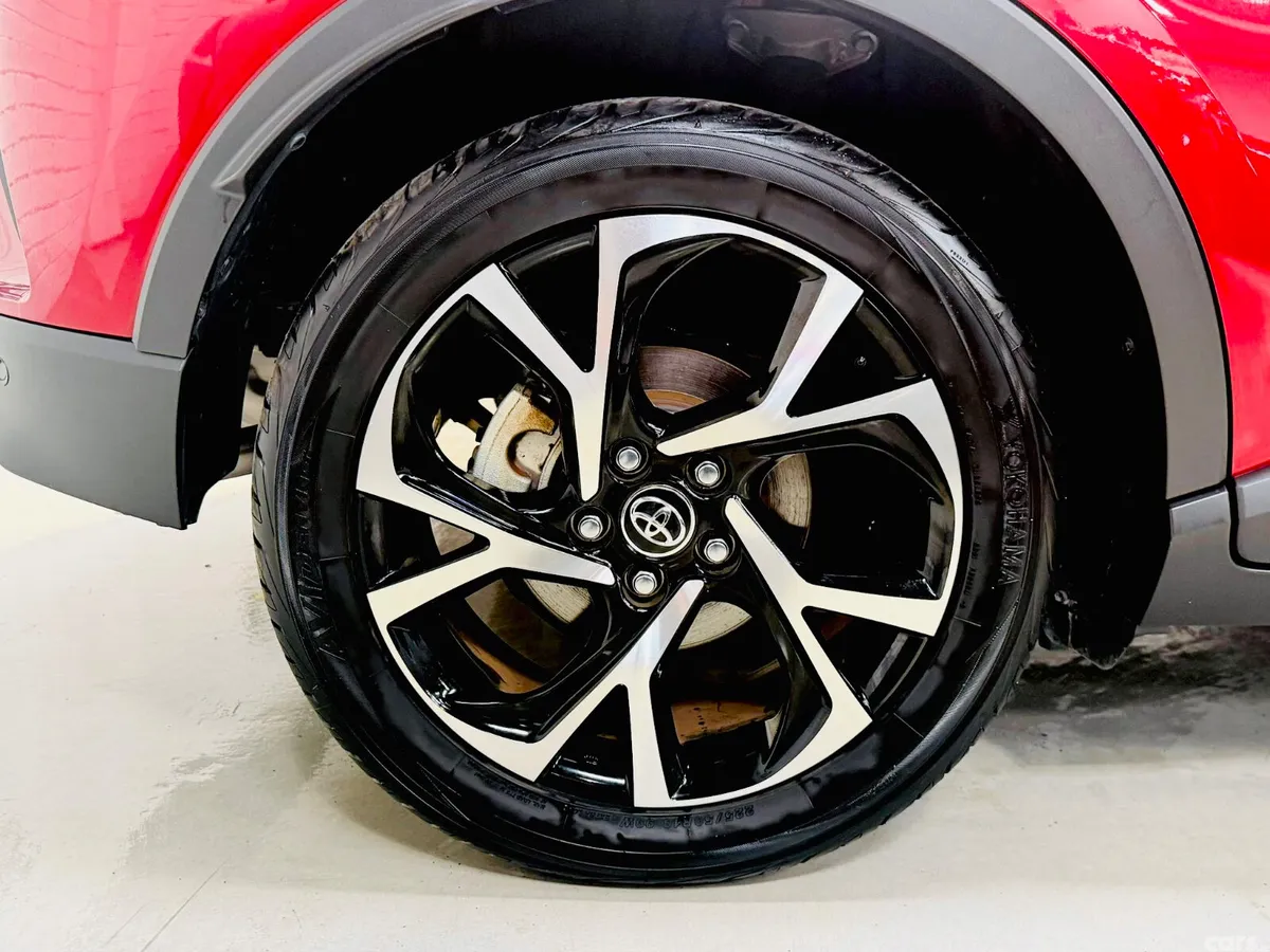 Toyota C-HR SUV, Petrol Hybrid, 2019, Red
