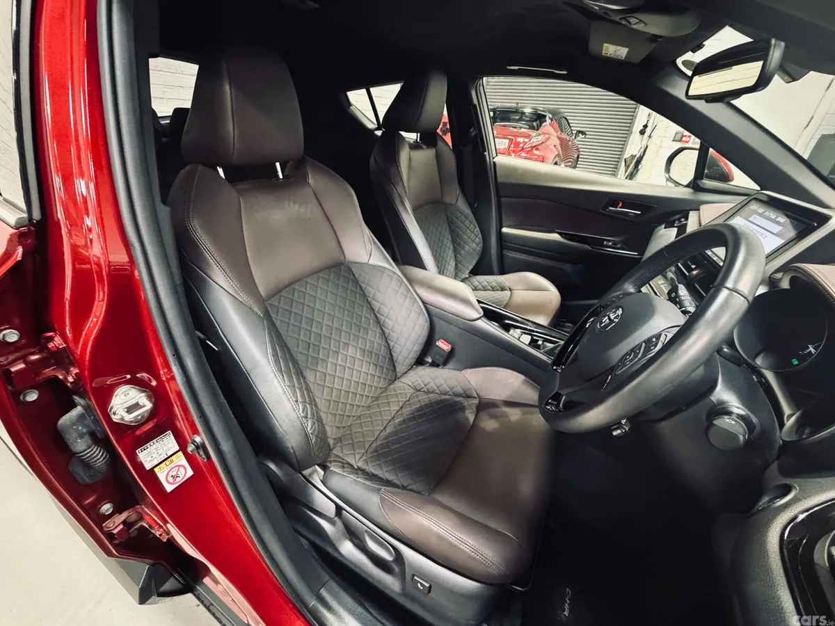 Toyota C-HR SUV, Petrol Hybrid, 2019, Red
