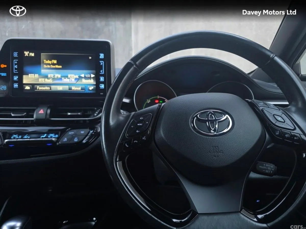 Toyota C-HR SUV, Petrol Hybrid, 2019, Red