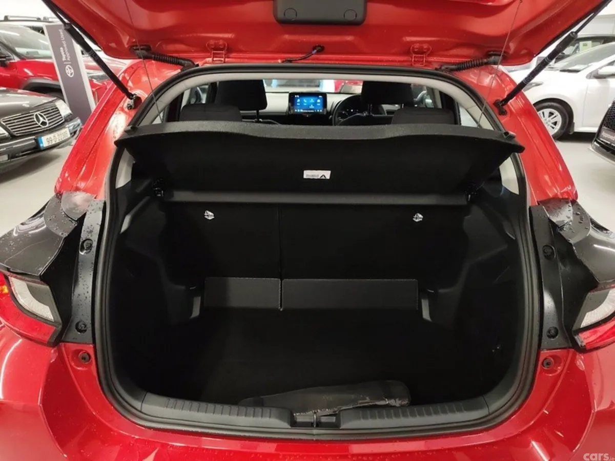 Toyota Yaris Hatchback, Petrol Hybrid, 2026, Red