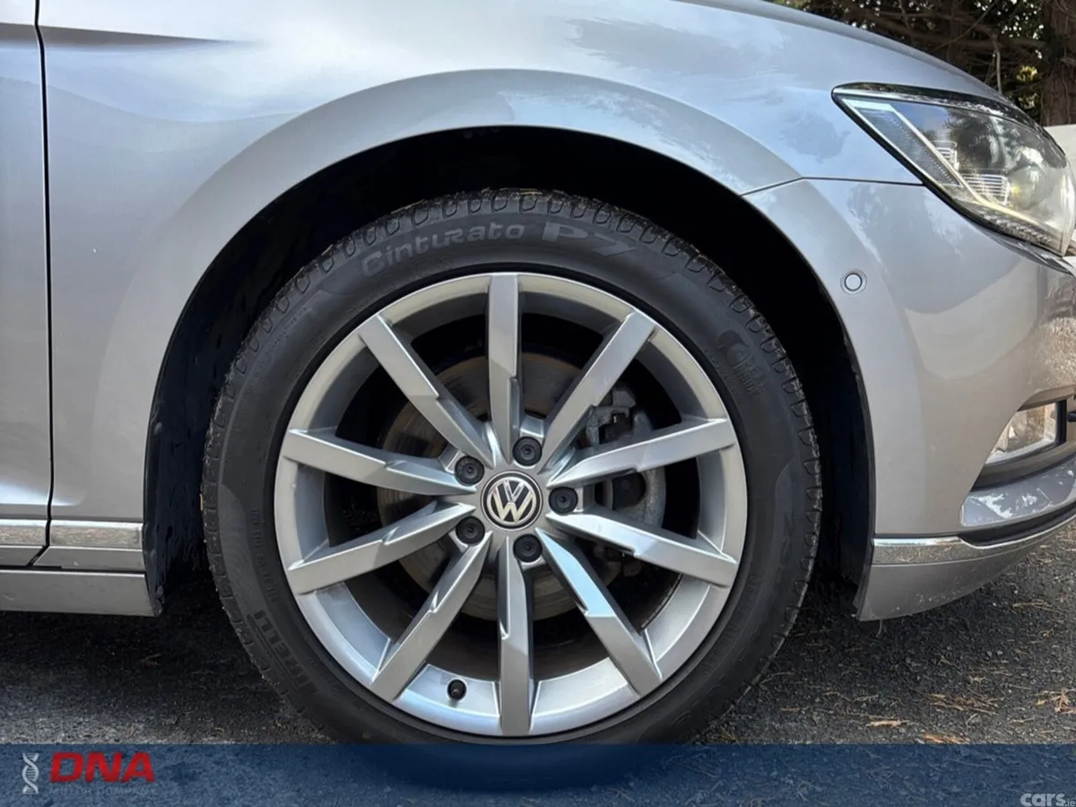 Volkswagen Passat Estate, Diesel, 2018, Silver