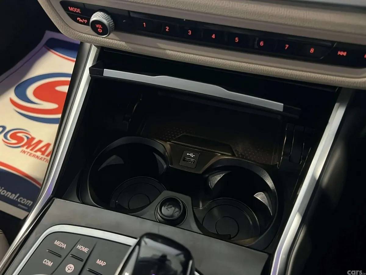 BMW 3-Series Estate, Petrol Hybrid, 2021, Grey