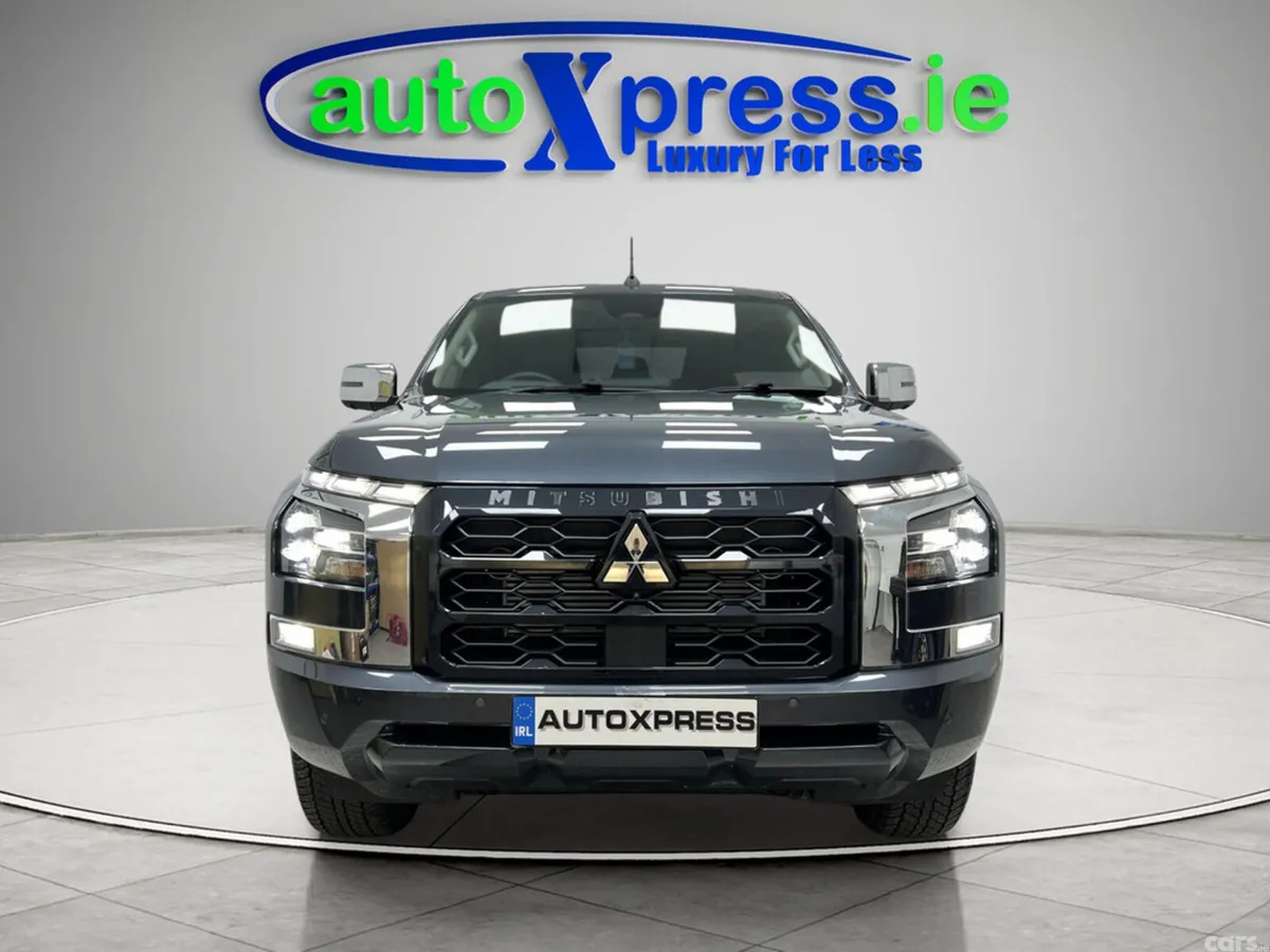 Mitsubishi Other Pick Up, Diesel, 2024, Grey