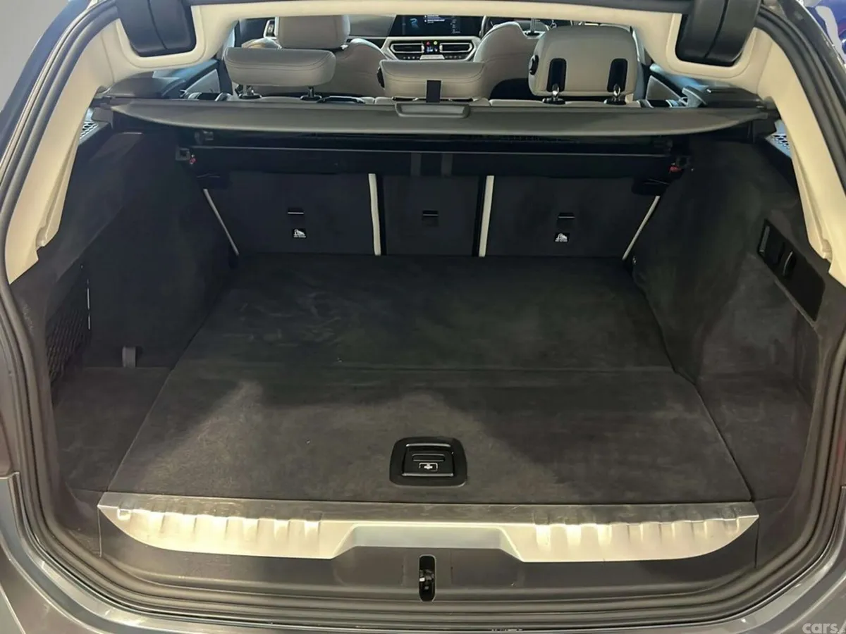 BMW 3-Series Estate, Petrol Hybrid, 2021, Grey
