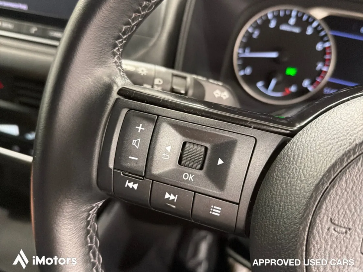Nissan Qashqai SUV, Petrol, 2022, Grey