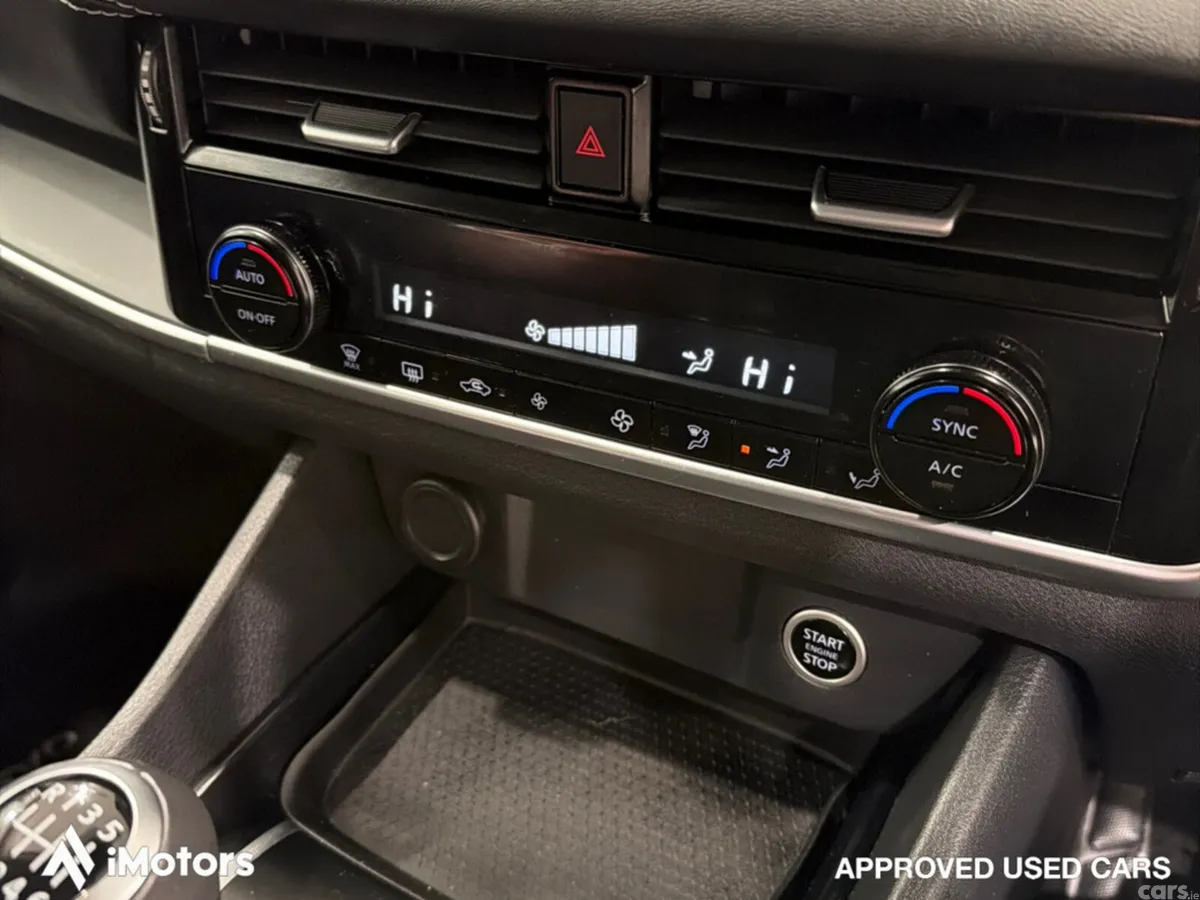 Nissan Qashqai SUV, Petrol, 2022, Grey