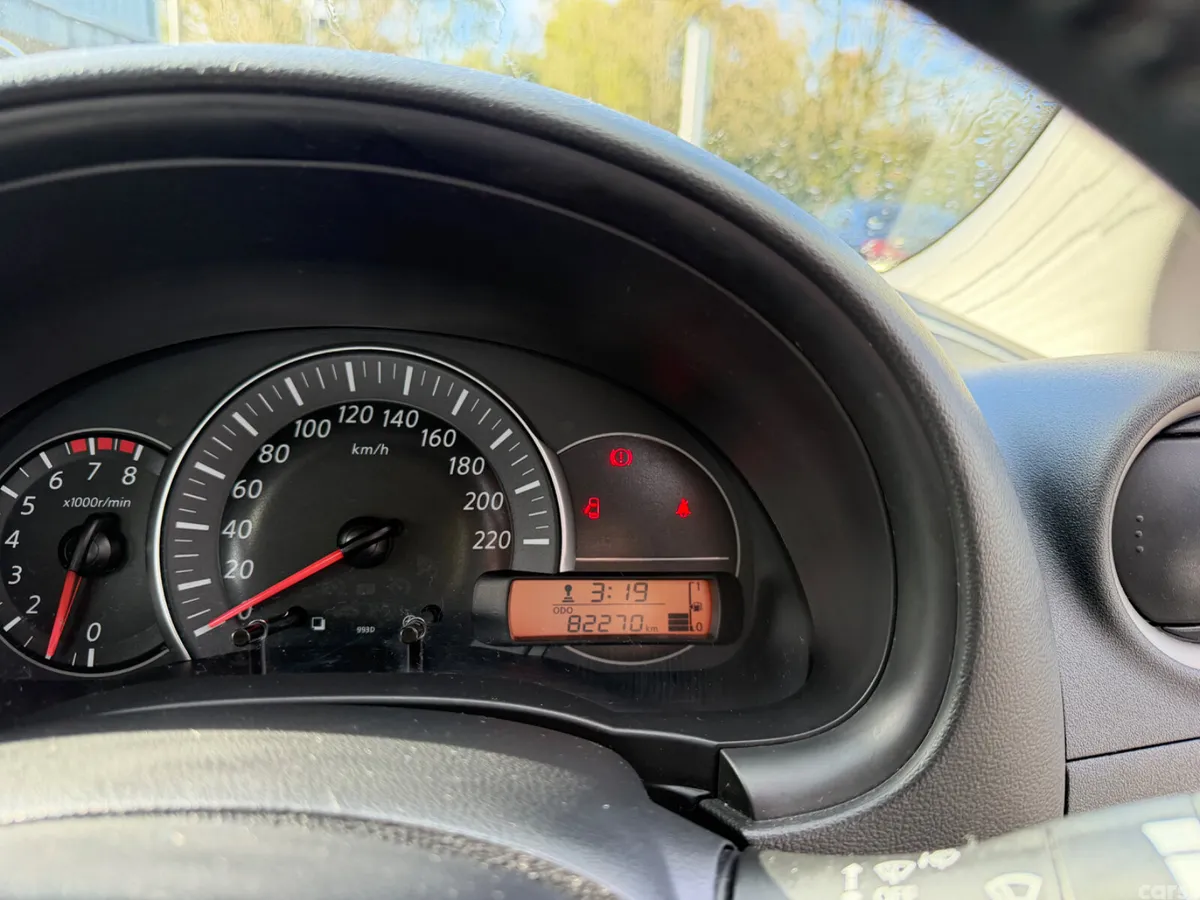 Nissan Micra Hatchback, Petrol, 2016, Green