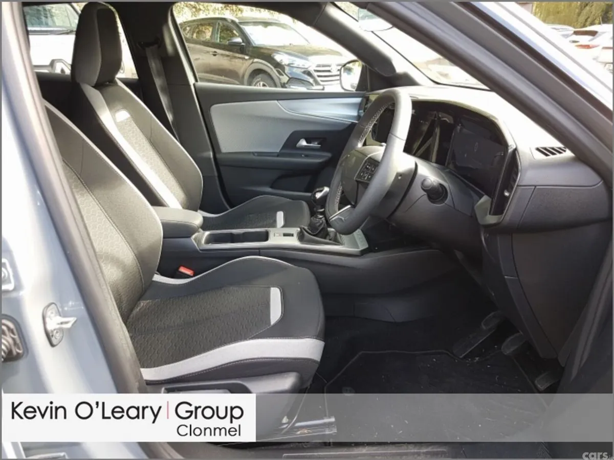 Opel Mokka SUV, Petrol, 2025, Grey