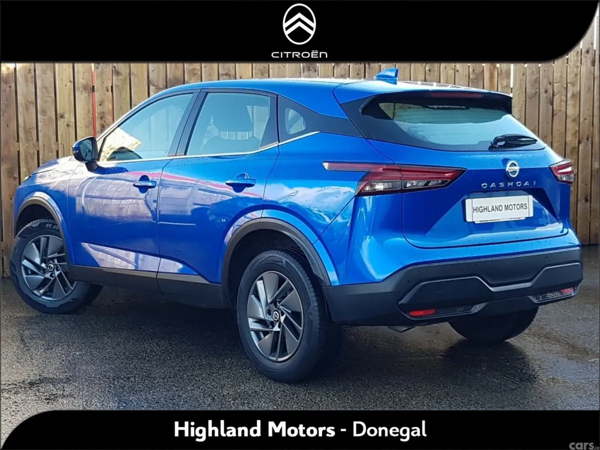 Nissan Qashqai Hatchback, Petrol, 2022, Blue