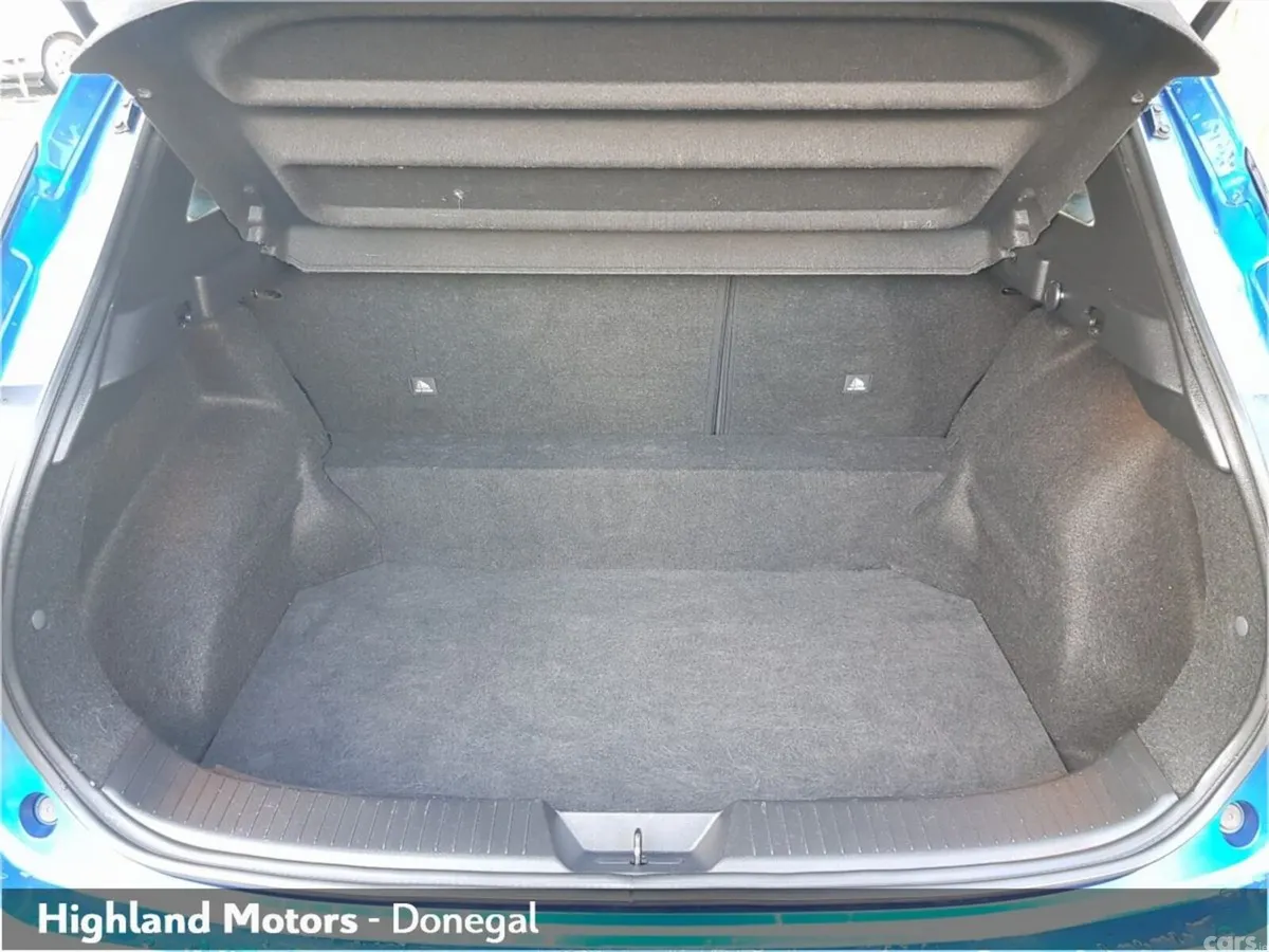 Nissan Qashqai Hatchback, Petrol, 2022, Blue