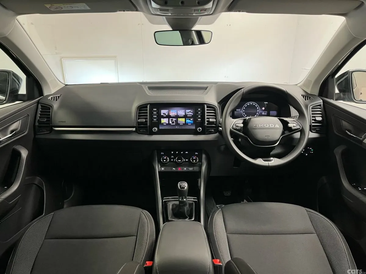 Skoda Karoq SUV, Petrol, 2026, Black