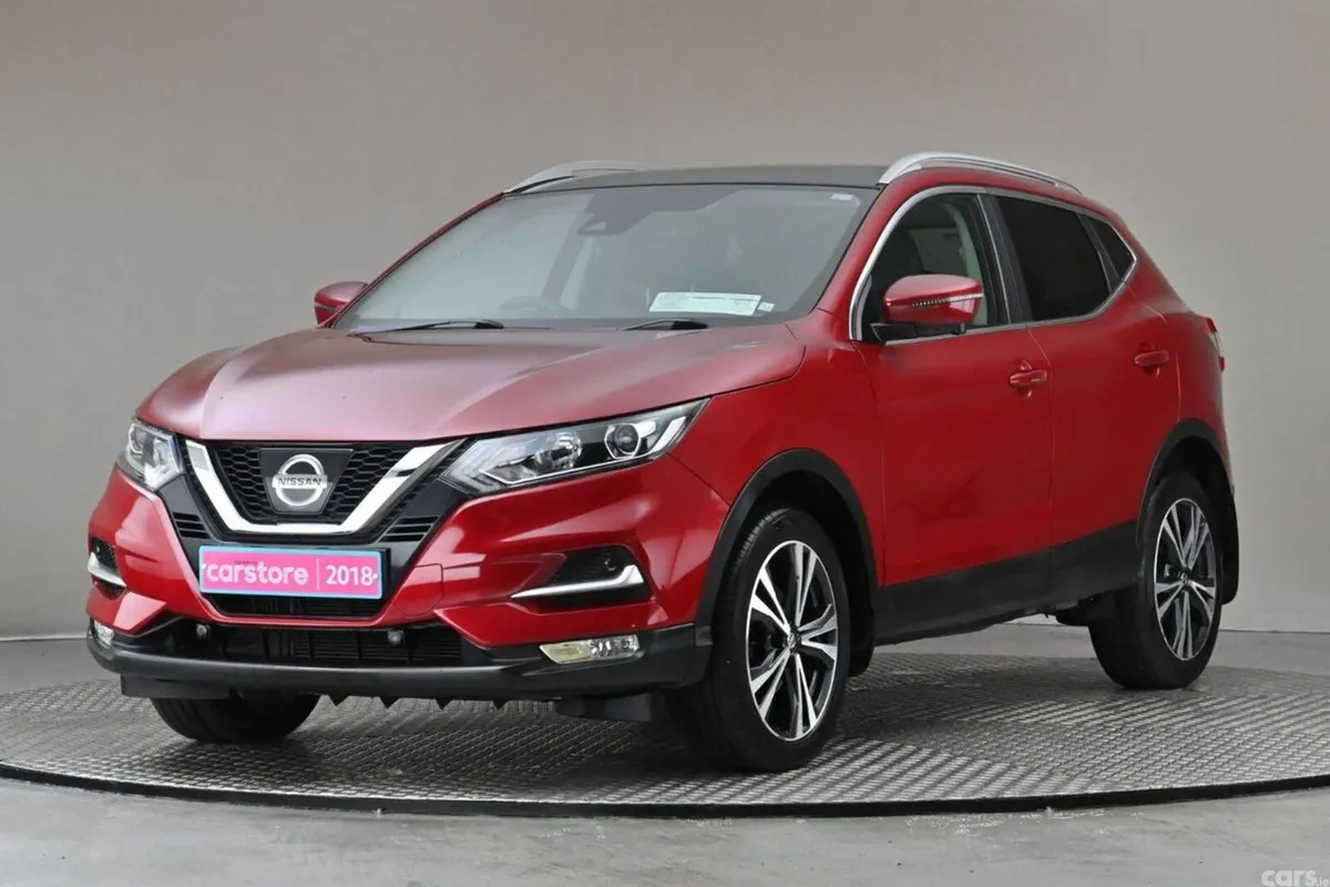 Nissan Qashqai SUV, Petrol, 2018, Red