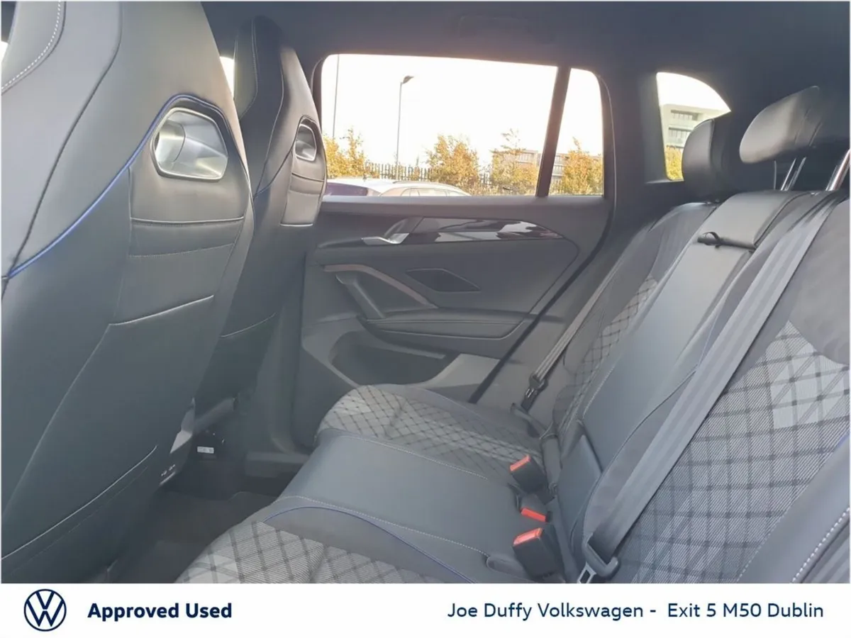 Volkswagen Tiguan SUV, Petrol Plug-in Hybrid, 2025, Grey