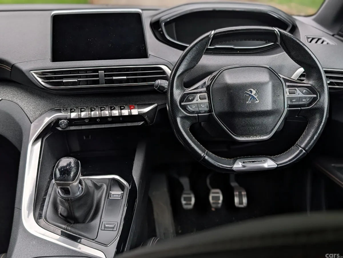 Peugeot 3008 Hatchback, Diesel, 2018, Grey