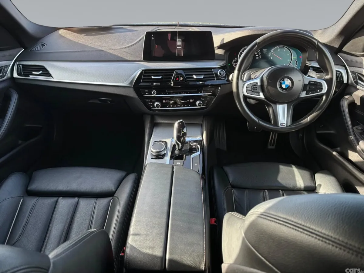 BMW 5-Series Saloon, Diesel, 2018, Blue