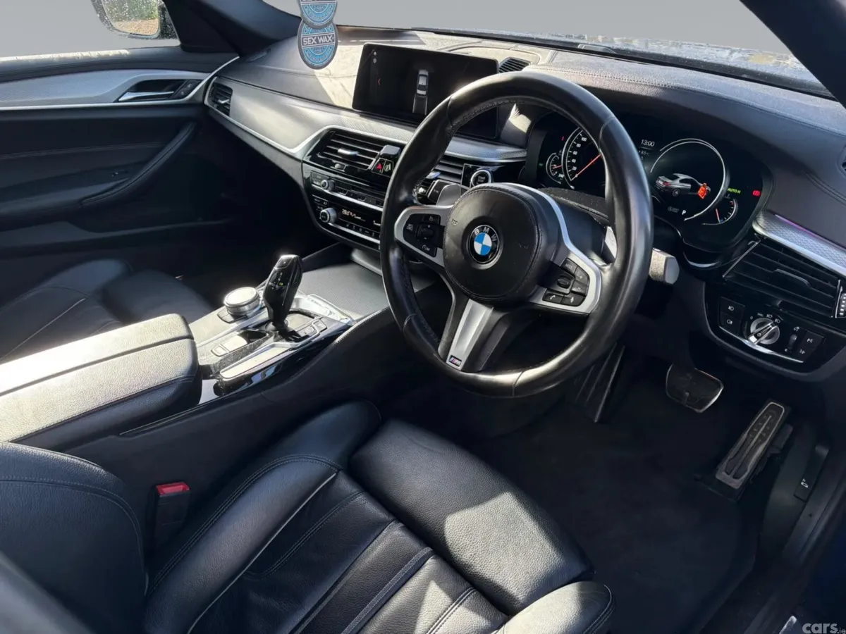 BMW 5-Series Saloon, Diesel, 2018, Blue