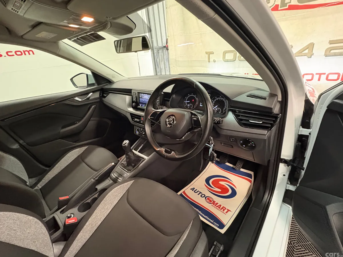 Skoda Kamiq SUV, Petrol, 2021, White