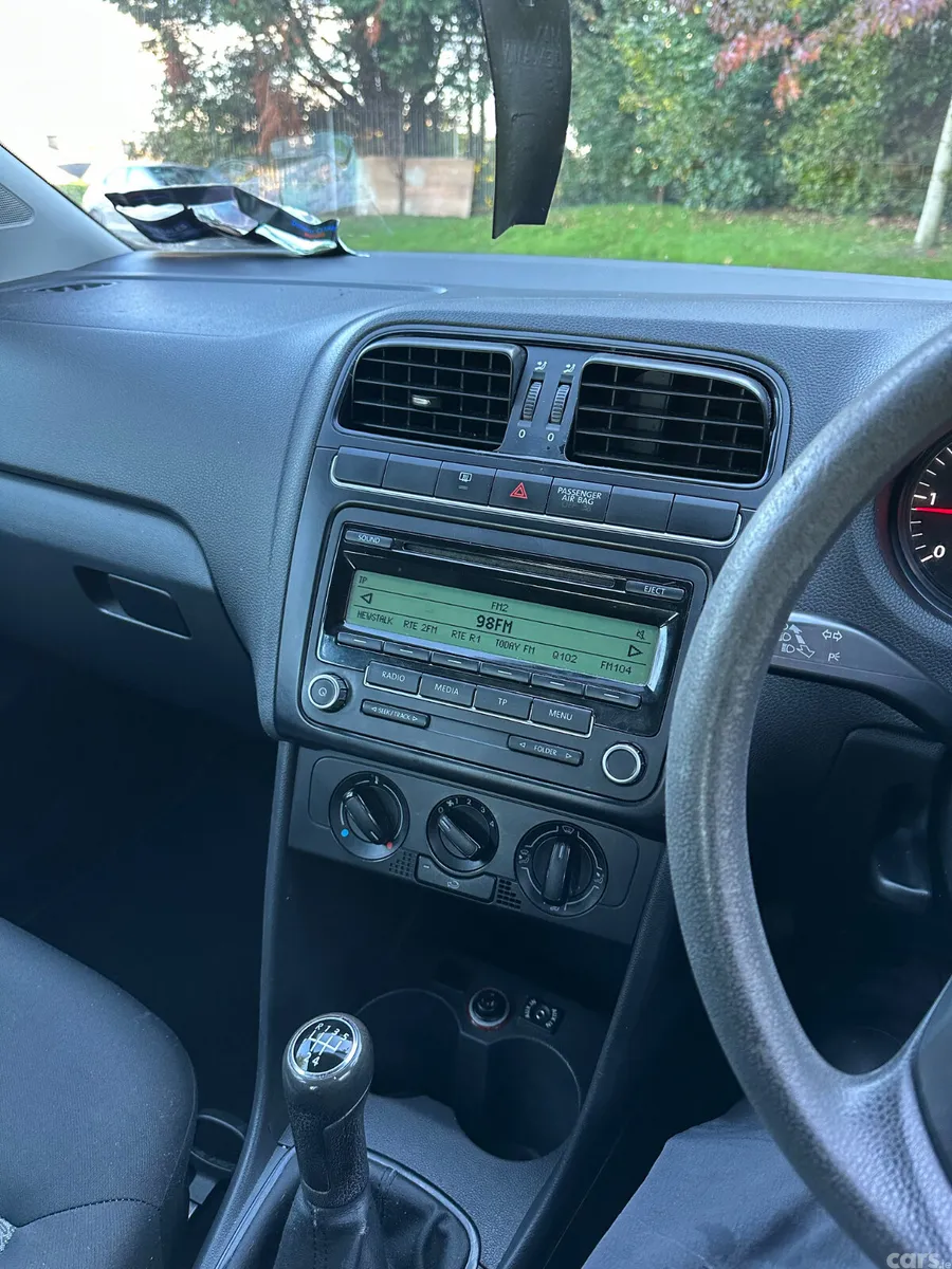 Volkswagen Polo Hatchback, Diesel, 2010, Black