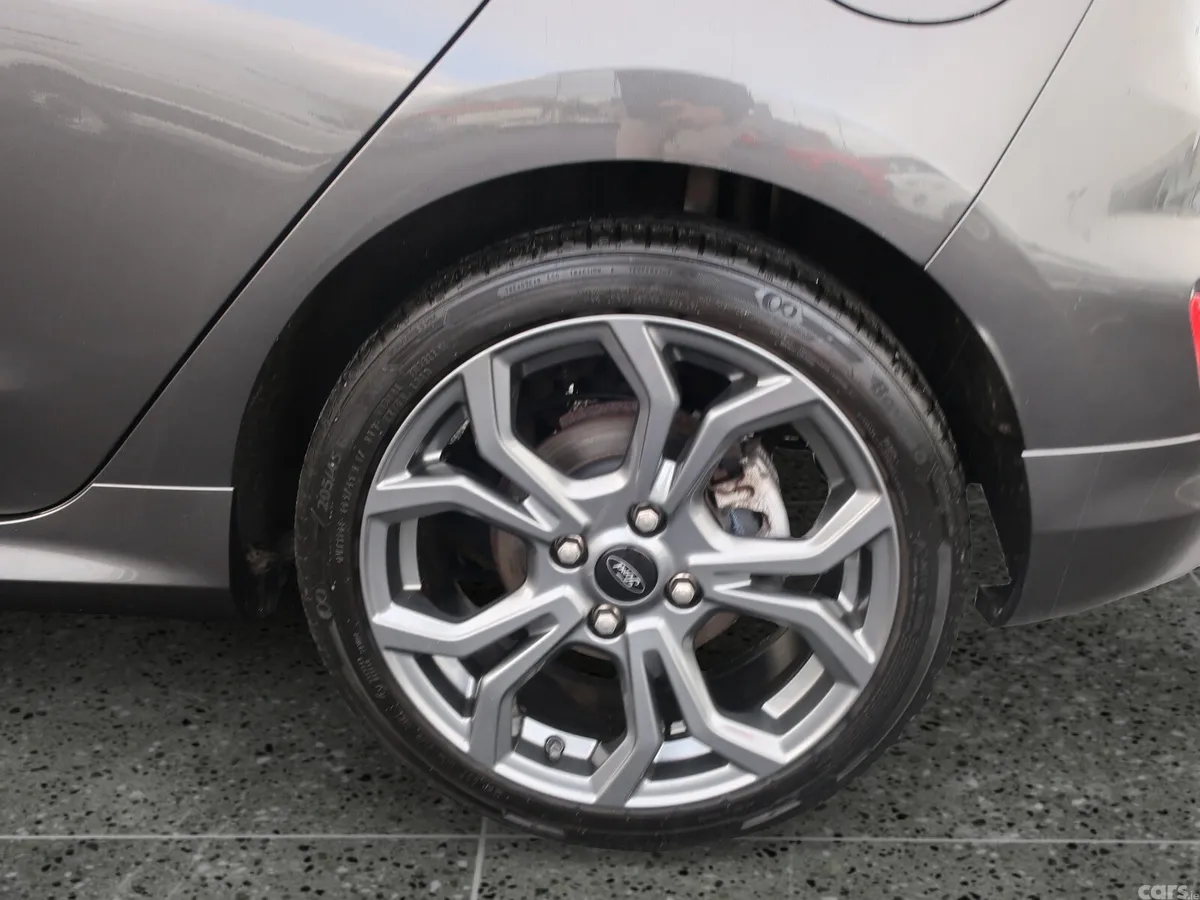Ford Fiesta Hatchback, Petrol, 2018, Grey