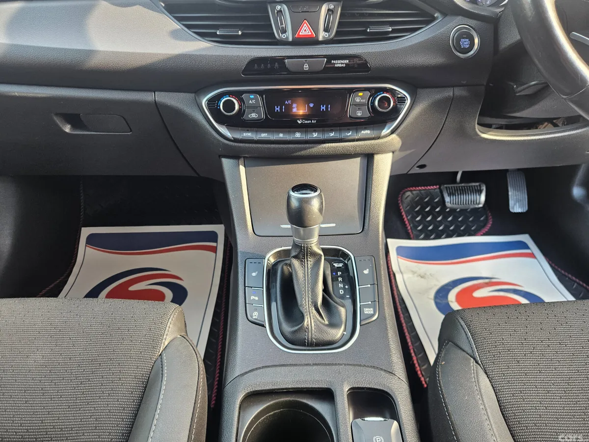 Hyundai i30 Hatchback, Petrol, 2018, Black