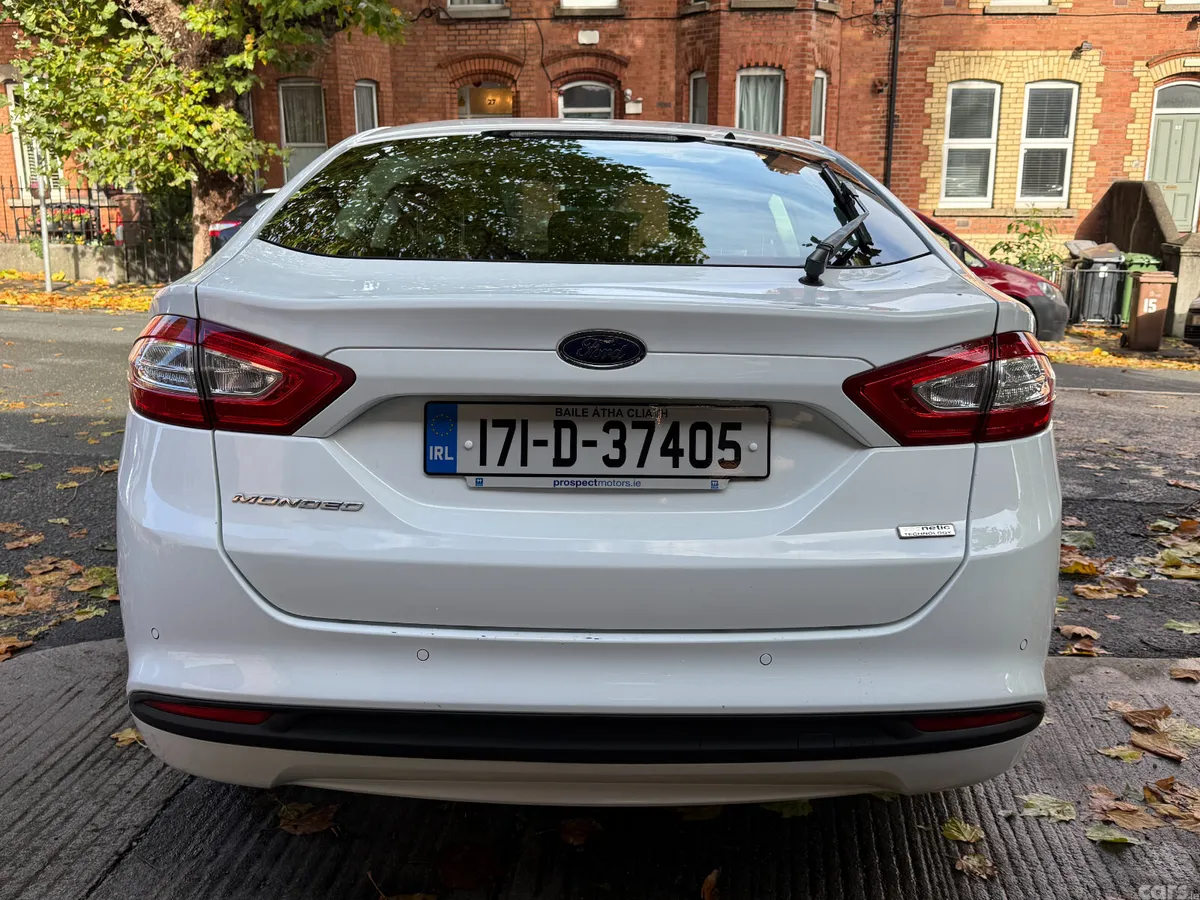Ford Mondeo Hatchback, Diesel, 2017, White