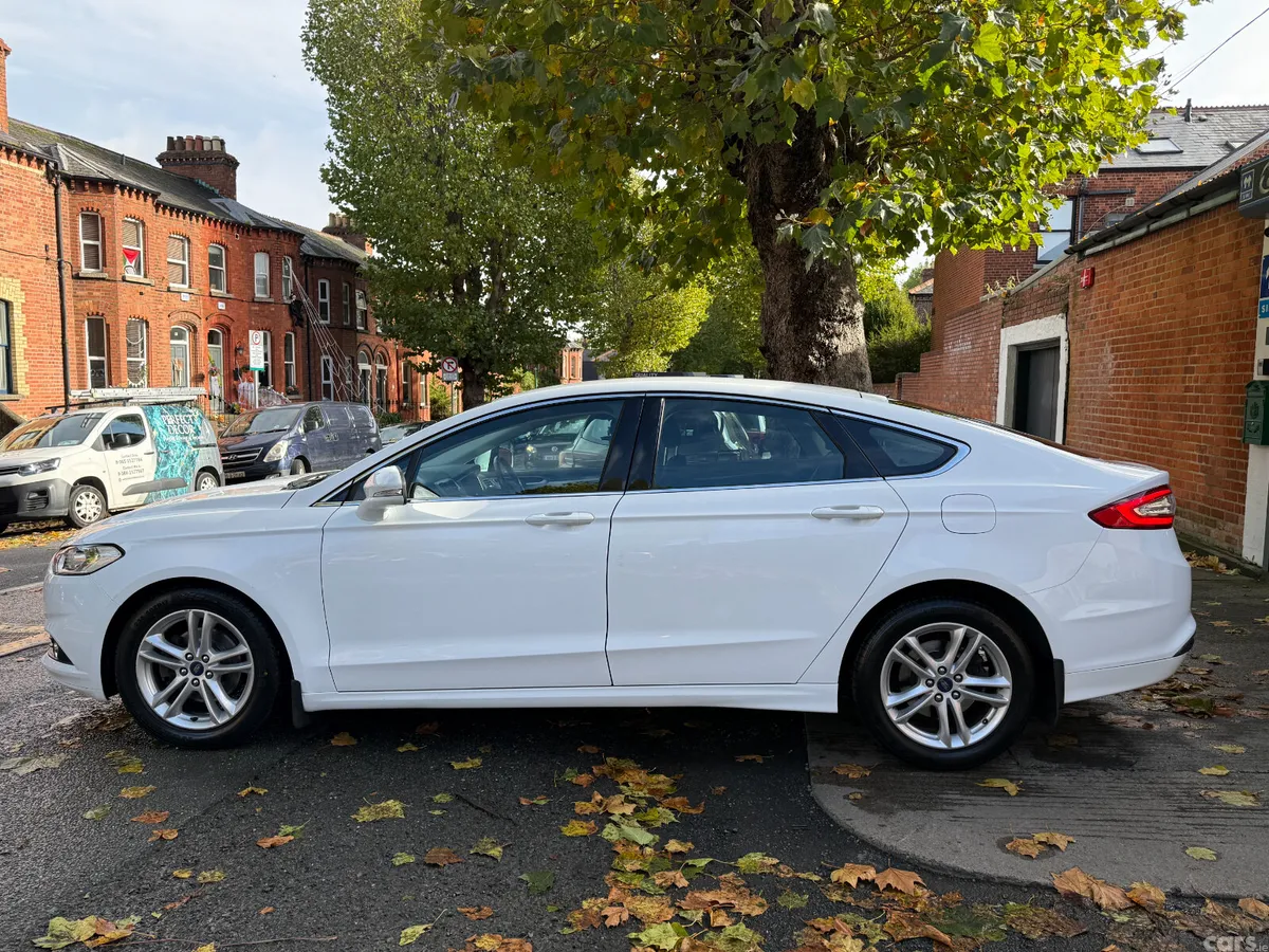Ford Mondeo Hatchback, Diesel, 2017, White