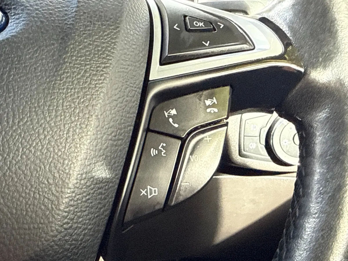 Ford Mondeo Hatchback, Diesel, 2017, White