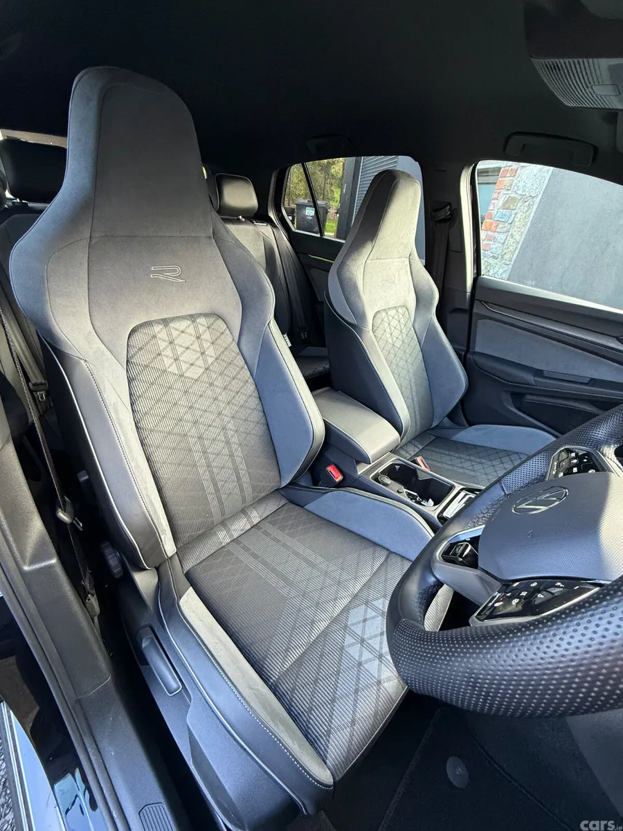 Volkswagen Golf Hatchback, Diesel, 2023, Black