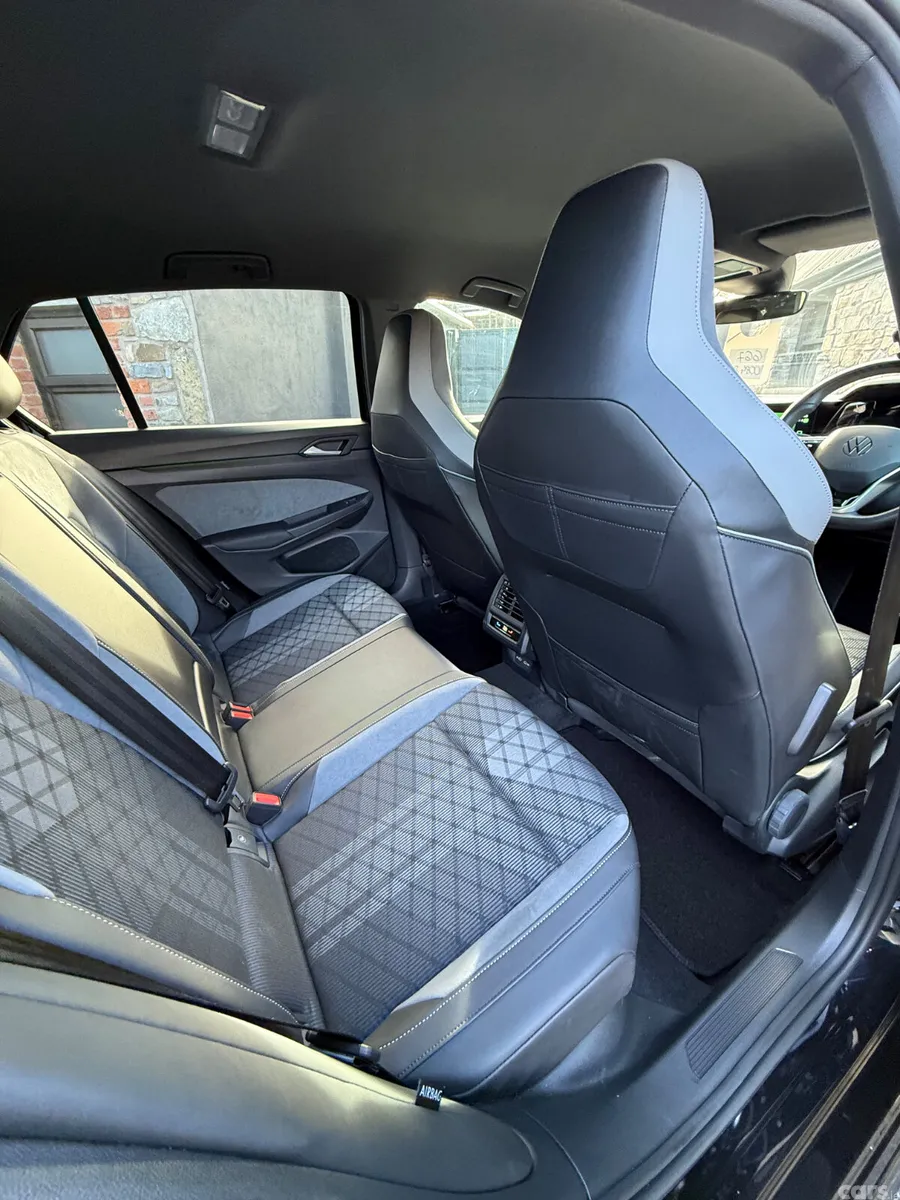 Volkswagen Golf Hatchback, Diesel, 2023, Black