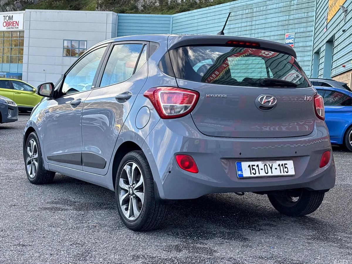 Hyundai i10 Hatchback, Petrol, 2015, Grey